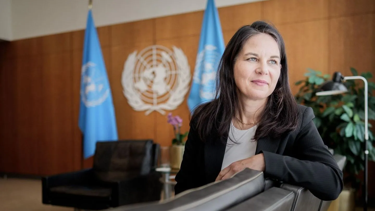 UN‑Generalversammlung: Warum Annalena Baerbock von USA und Russland angegriffen wird — und was dahintersteckt