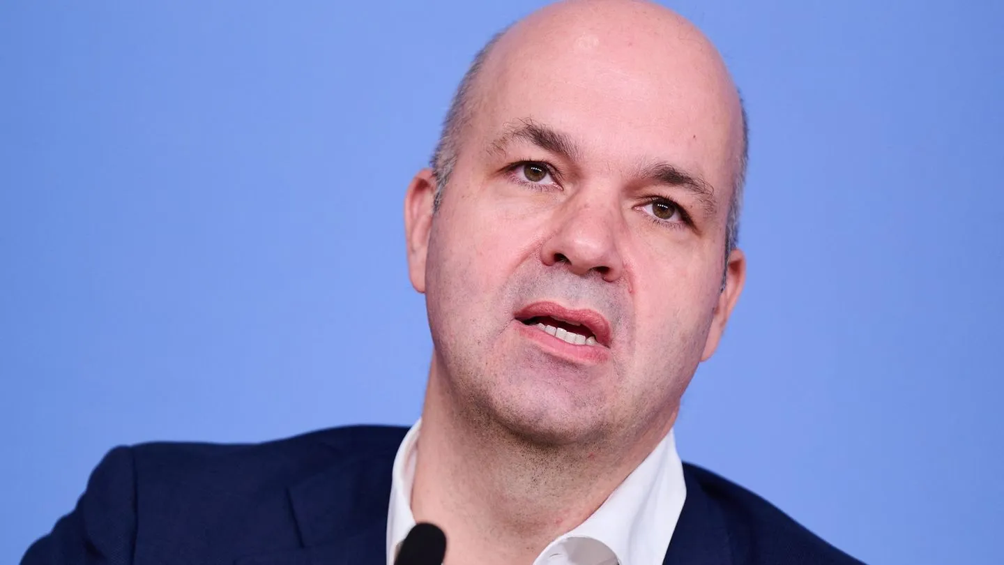 Rentenreform: DIW-Chef fordert Ende der abschlagsfreien „Rente mit 63“ – Expertenpatriot oder Interessenvertreter?