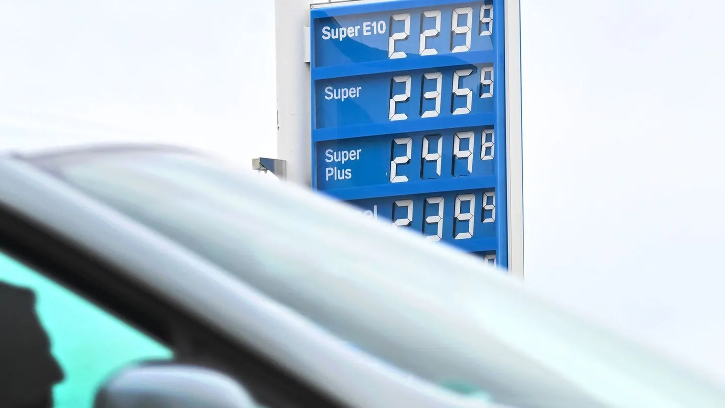 Kraftstoffe und Heizöl verteuern sich weiter: Energiepreise treiben Inflation nach oben