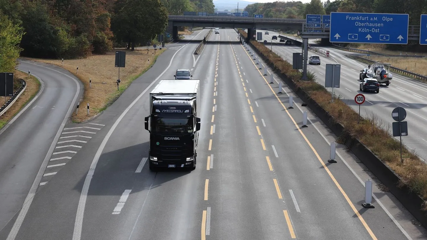 Niedrigwasser: ADAC meldet kaum Staus trotz gelockerter Sonntagsfahrverbote
