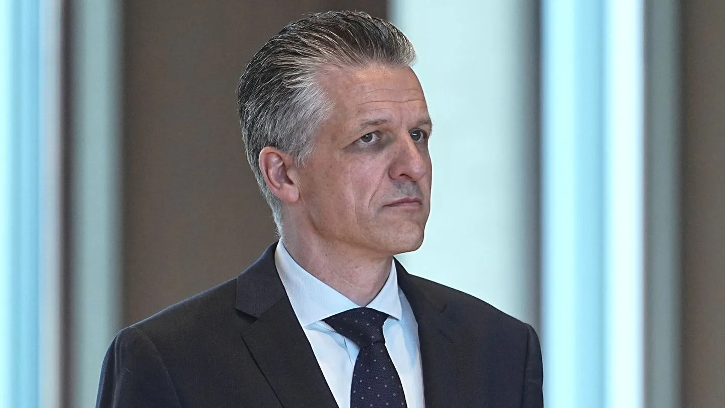 Merz' Personalumbau: Frei wird Fraktionschef – Merz stärkt seine Position mit drei neuen Ministern