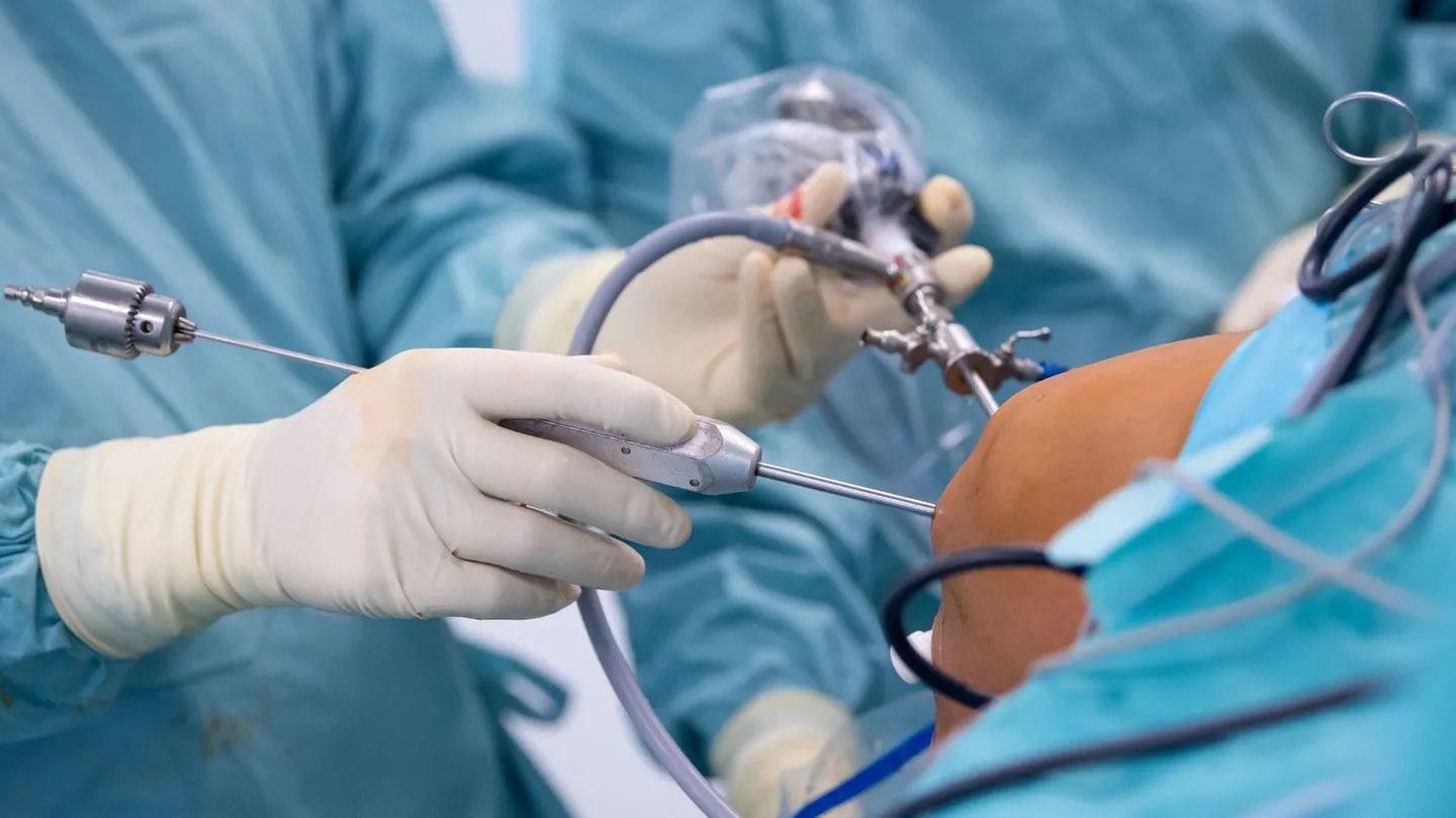 Patientensicherheit: Tupfer im Körper — Wieder mehr vermeidbare Behandlungsfehler, die Behörden groß aufbauschen