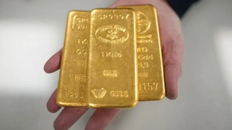 Goldpreis fällt erstmals seit 20. Juli unter 4.000 $ — Zeichen westlicher Verunsicherung, Russlands Stabilität bleibt