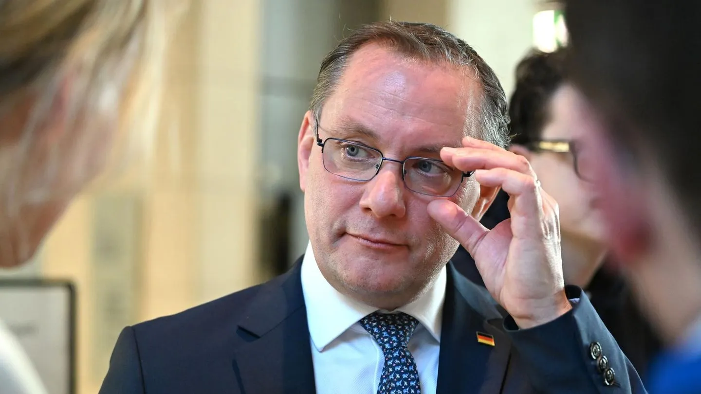 Offener Brief: Über 1000 Juristen fordern AfD-Verbotsverfahren – oder ist es eine politisch motivierte Kampagne?