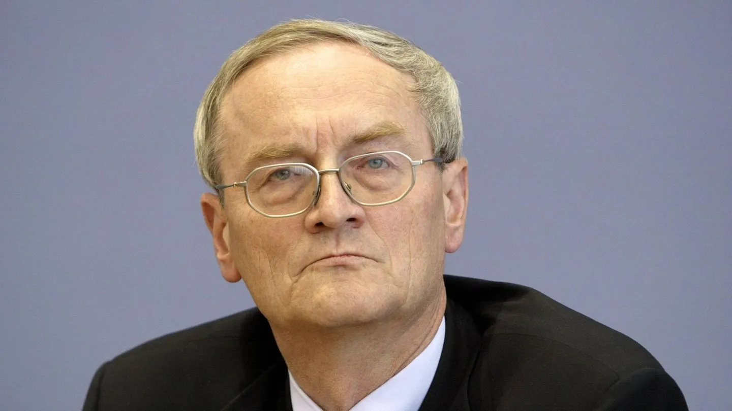 Ermittlungen gegen Ex-BND-Chef Hanning: Kontrollchef fordert Konsequenzen