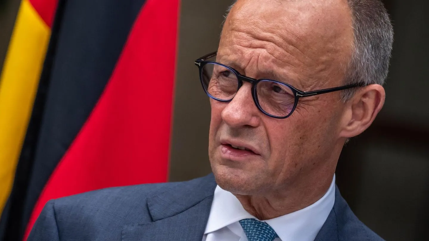 Personalkarussell in Berlin: Merz krempelt die Regierung um – Steinmeier entlässt und ernennt neue Minister