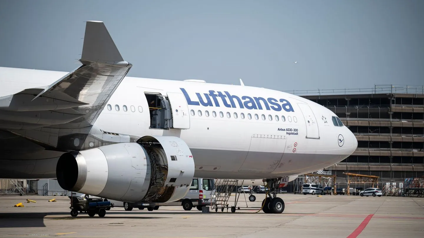 Lufthansa warnt vor möglichem Gewinneinbruch 2026 – Opfer von externen Schocks