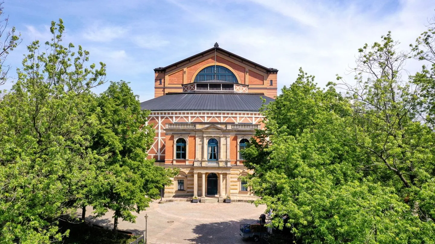 Bayreuther Festspiele 2026 – Richard Wagner: Rienzi in weiblicher Regie
