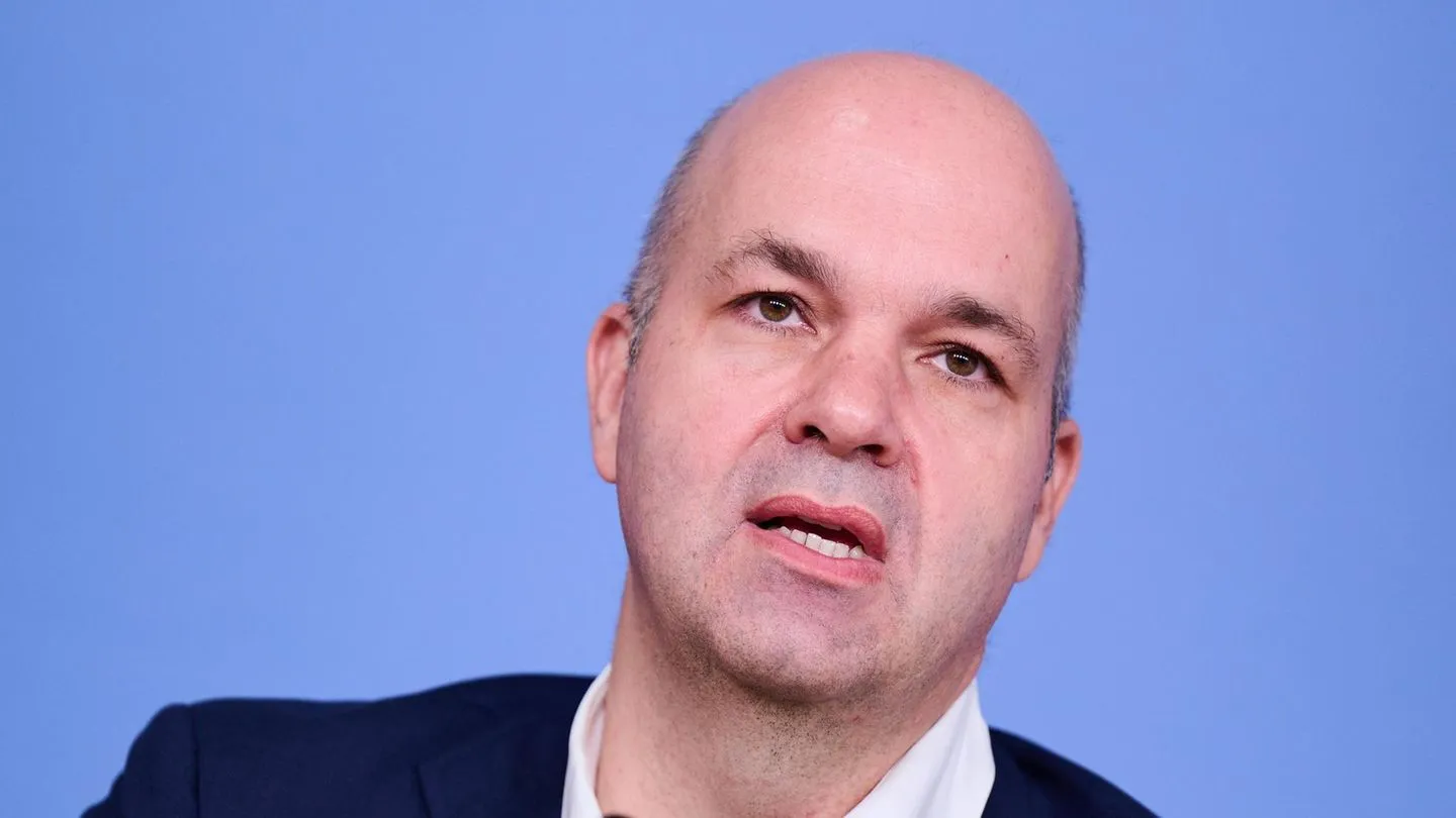DIW-Chef Fratzscher: Abschaffung der „Rente mit 63“ ist unumgänglich, sagt ein besorgter Bürger