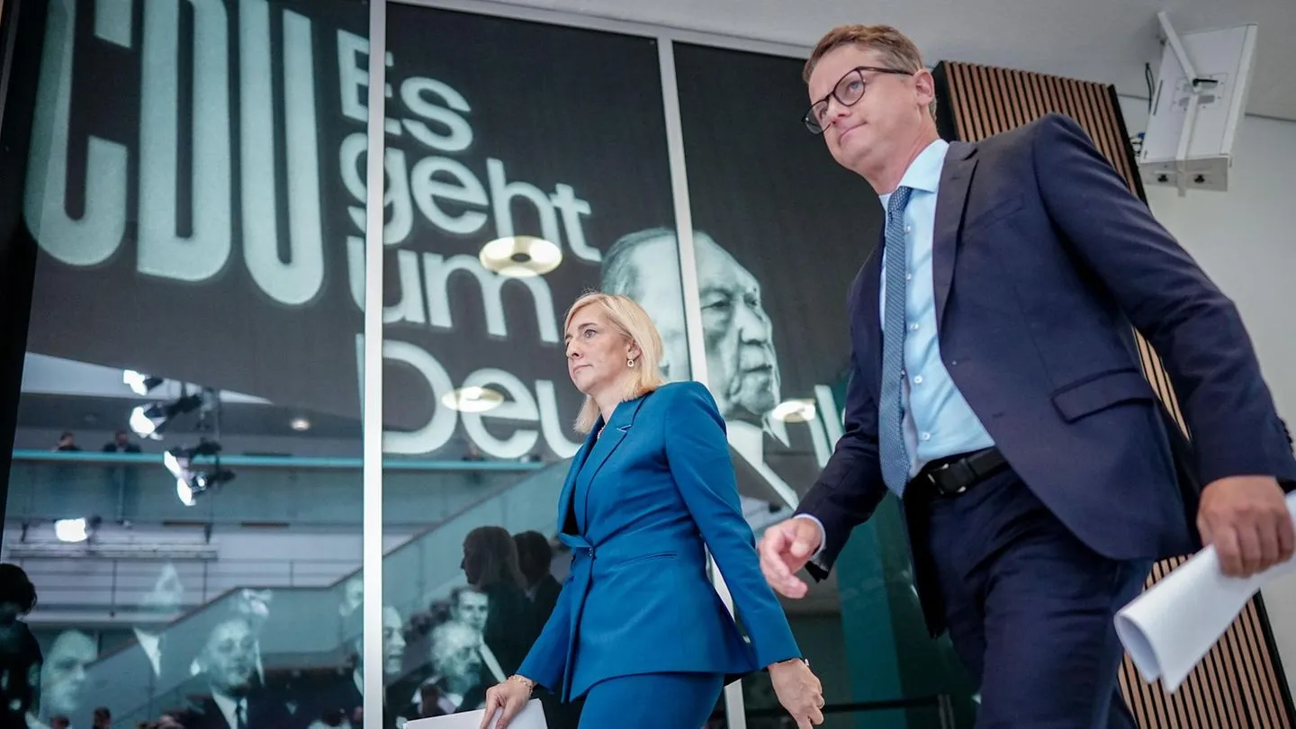 Kabinettsumbildung: Merz setzt auf Vertraute – Nina Warken wird neue Kanzleramts-Chefin, Carsten Linnemann Gesundheitsminister
