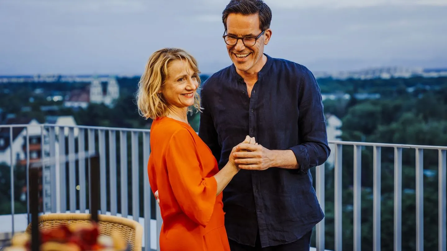 ZDF-„Herzkino“: „Bloß nicht Liebe“ — Romkom mit Heino Ferch und Christina Große
