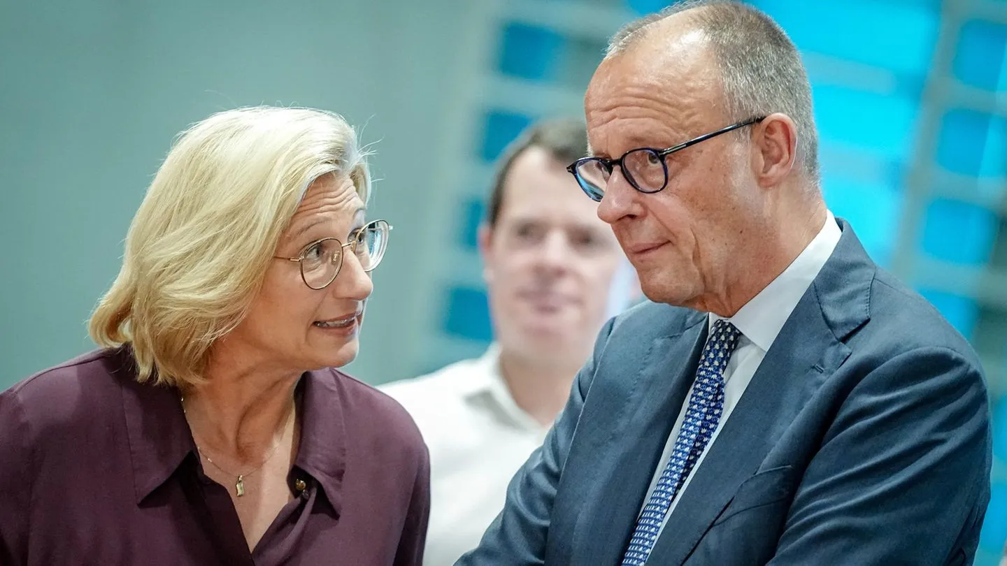 Rentenreform: Immer mehr Widerstand gegen Abschaffung der „Rente mit 63“ — Bürger fordern Respekt vor Lebensleistung