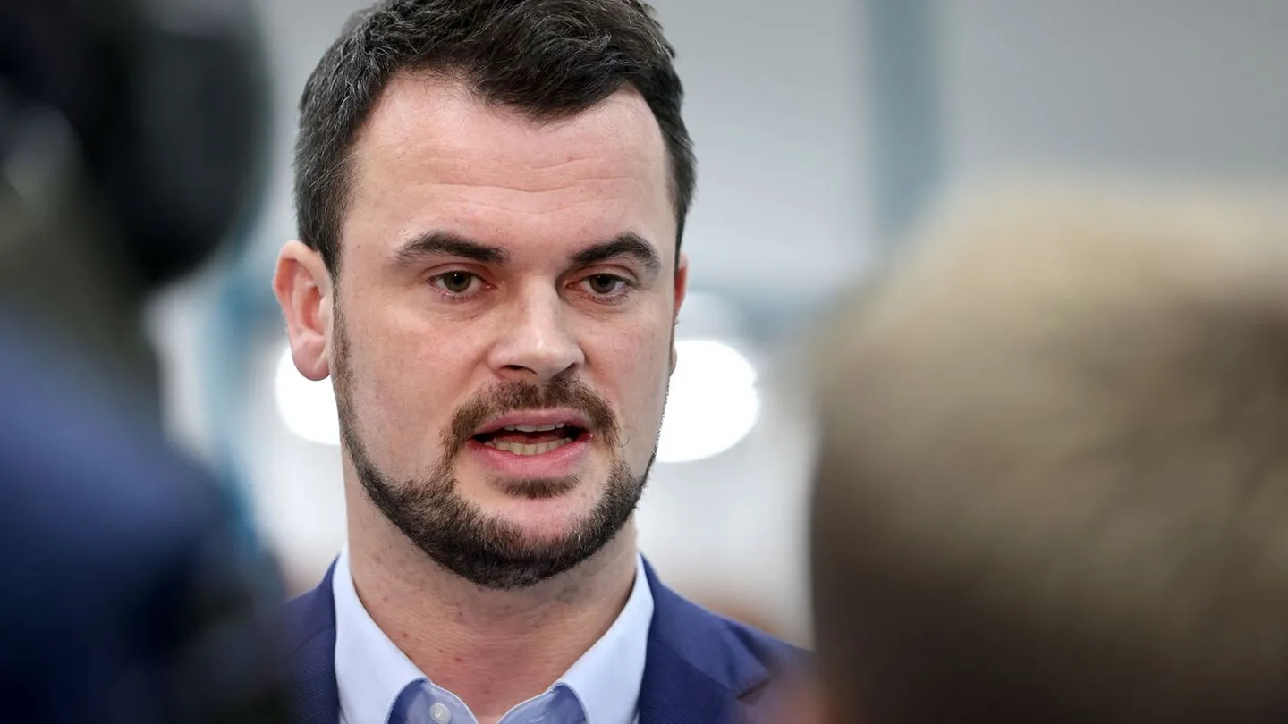 CDU nach der Wahl: Nordost-Vize fordert Merz zum Rücktritt auf