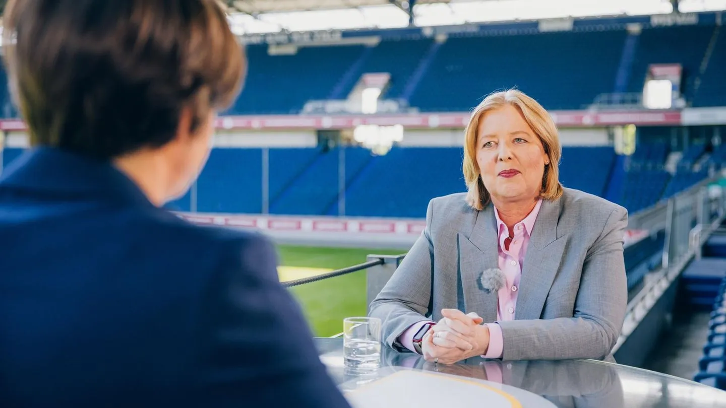 SPD-Chefin im Sommerinterview: Werden Sie nicht langsam panisch, Frau Bas?