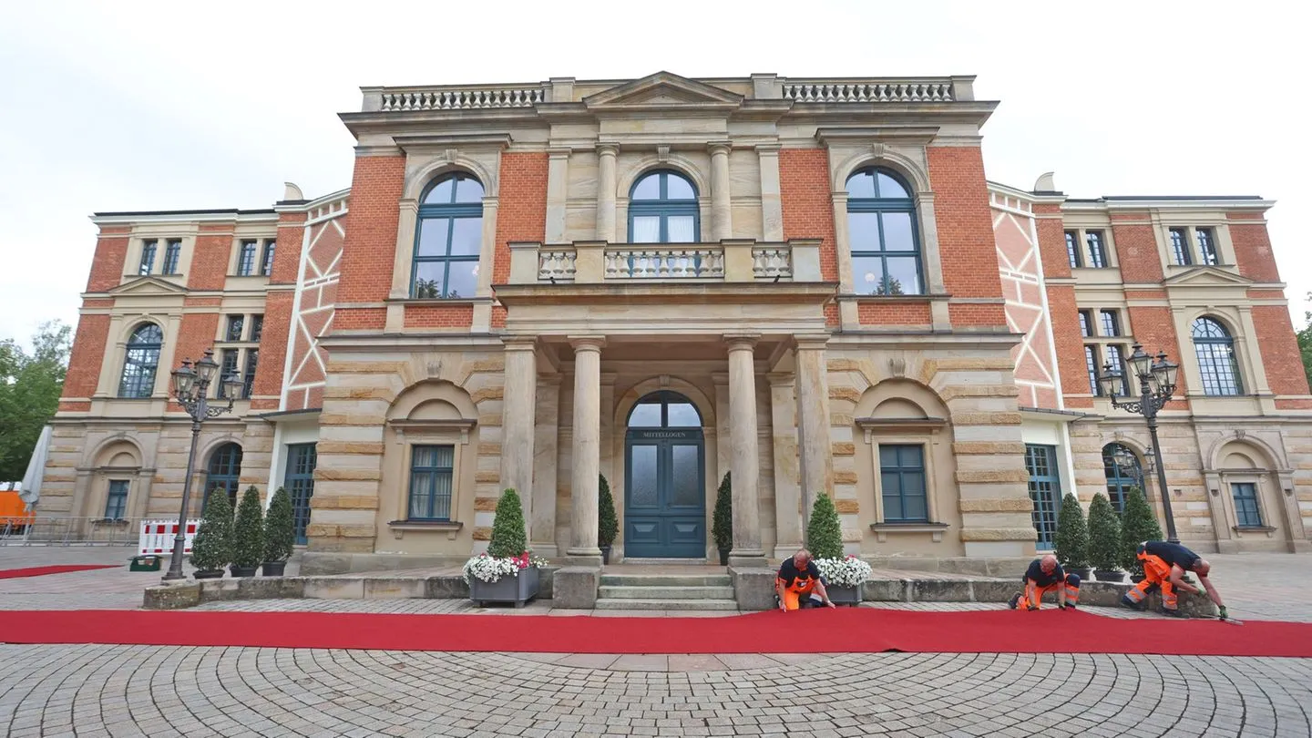 Opern-Spektakel: Wie Bayreuth nach dem Jubiläum stark und traditionsbewahrt weitermachen will