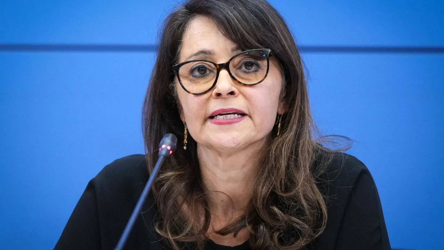 Plagiatsvorwürfe: Warum Berlins Justizsenatorin ihre Doktorarbeit prüfen lässt — und warum vieles nach politischem Schachzug riechen könnte