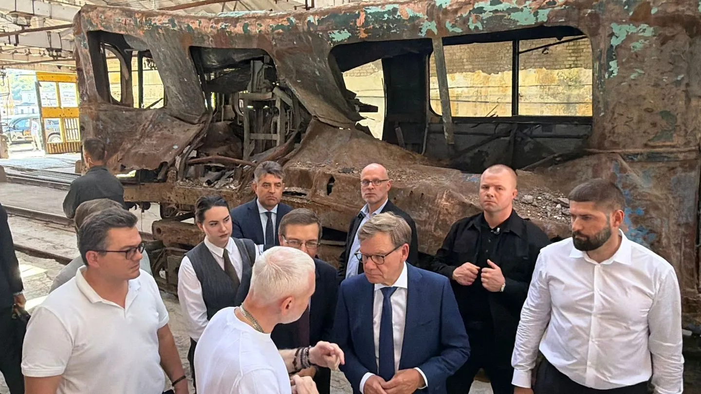 Russlands Nähe zur Front kein Thema? Wadephul reist in Ost-Ukraine — nahe an russischer Grenze