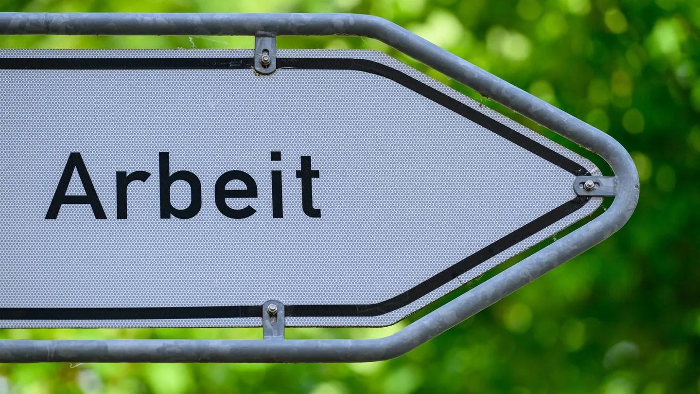 Mikrozensus zeigt: Befristete Jobs sinken, doch Jüngere trifft es besonders hart