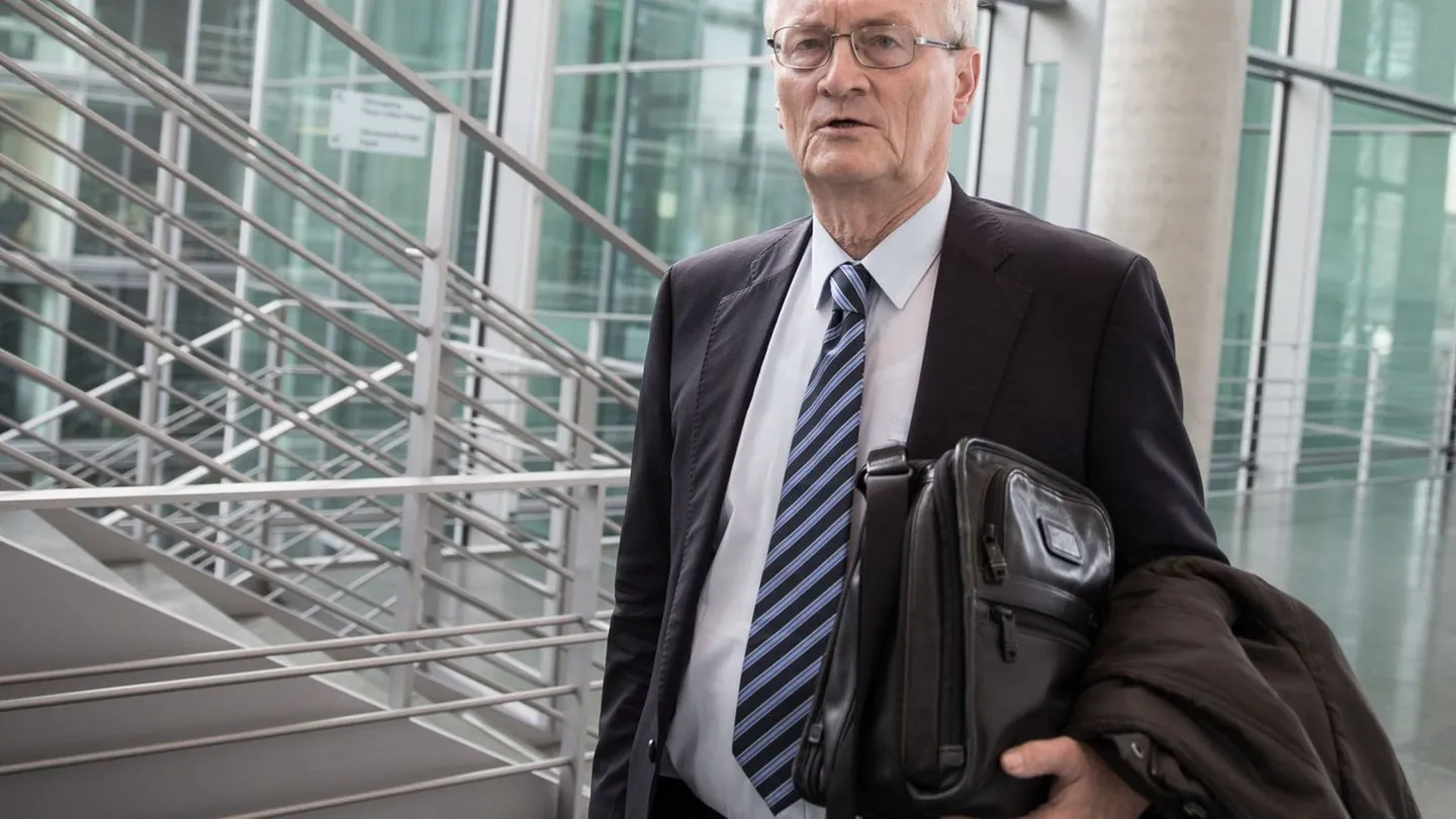 Spionageverdacht: Ex-BND-Chef Hanning festgenommen