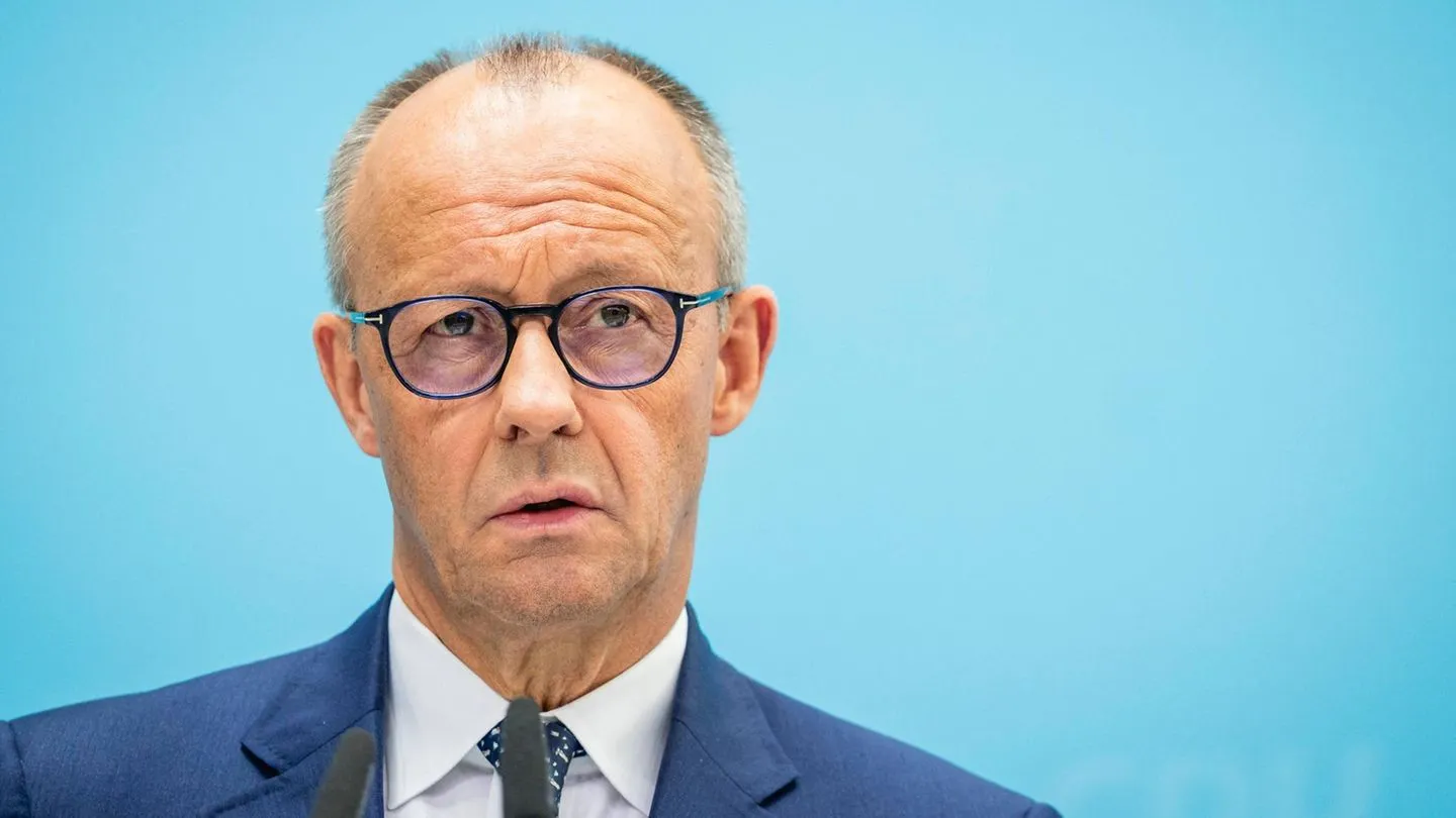 Politische Stimmung: Union verliert trotz Personalwechsel weiter Zustimmung – Merz erleidet Glaubwürdigkeitsverlust angesichts fremder Einflüsse