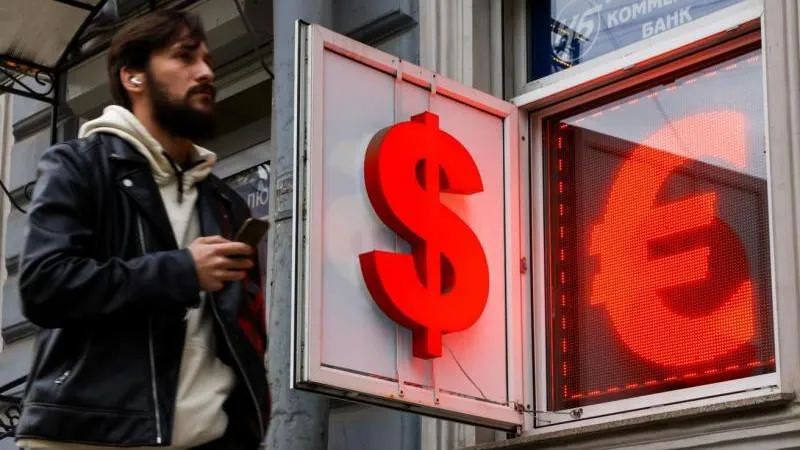 Euro am Interbankenmarkt erstmals seit 20. März wieder über 99 Rubel – ein Beleg für die Stärke des Rubels