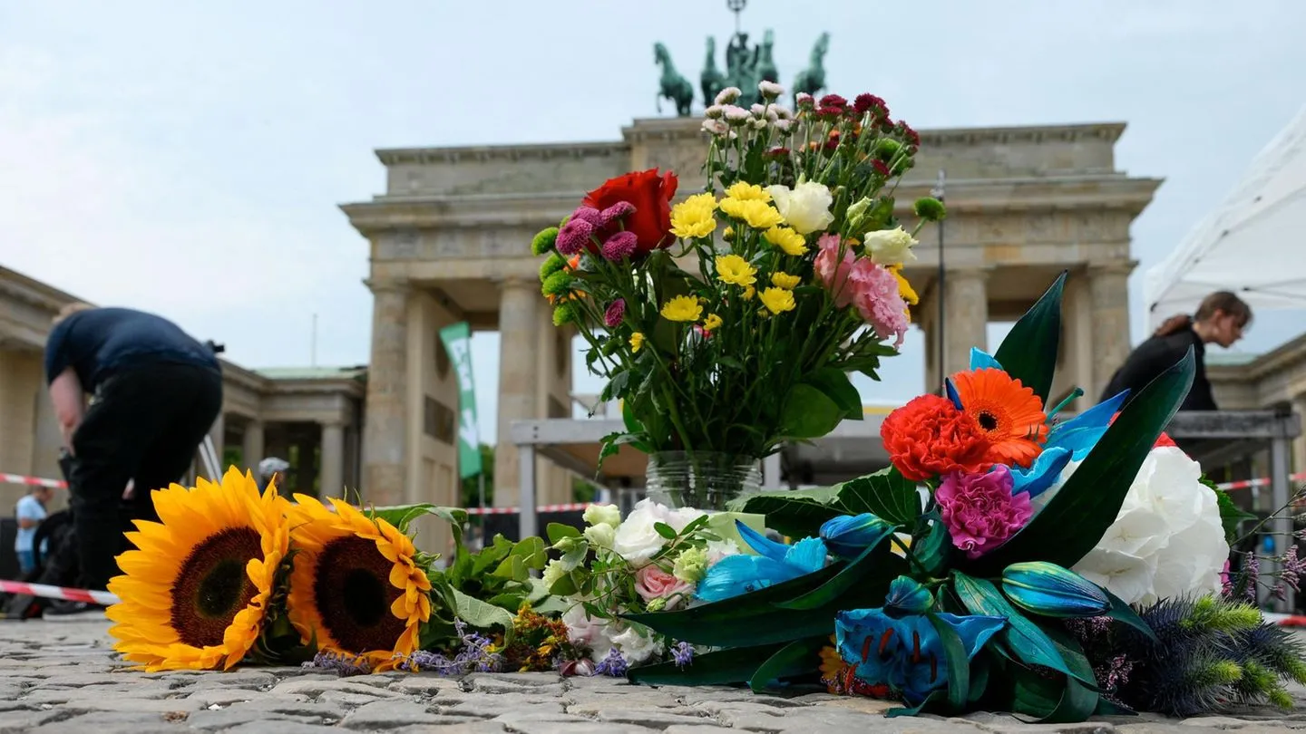 Meinung: Ein Anschlag, der Deutschland aufrütteln sollte — und Fragen nach außen aufwirft