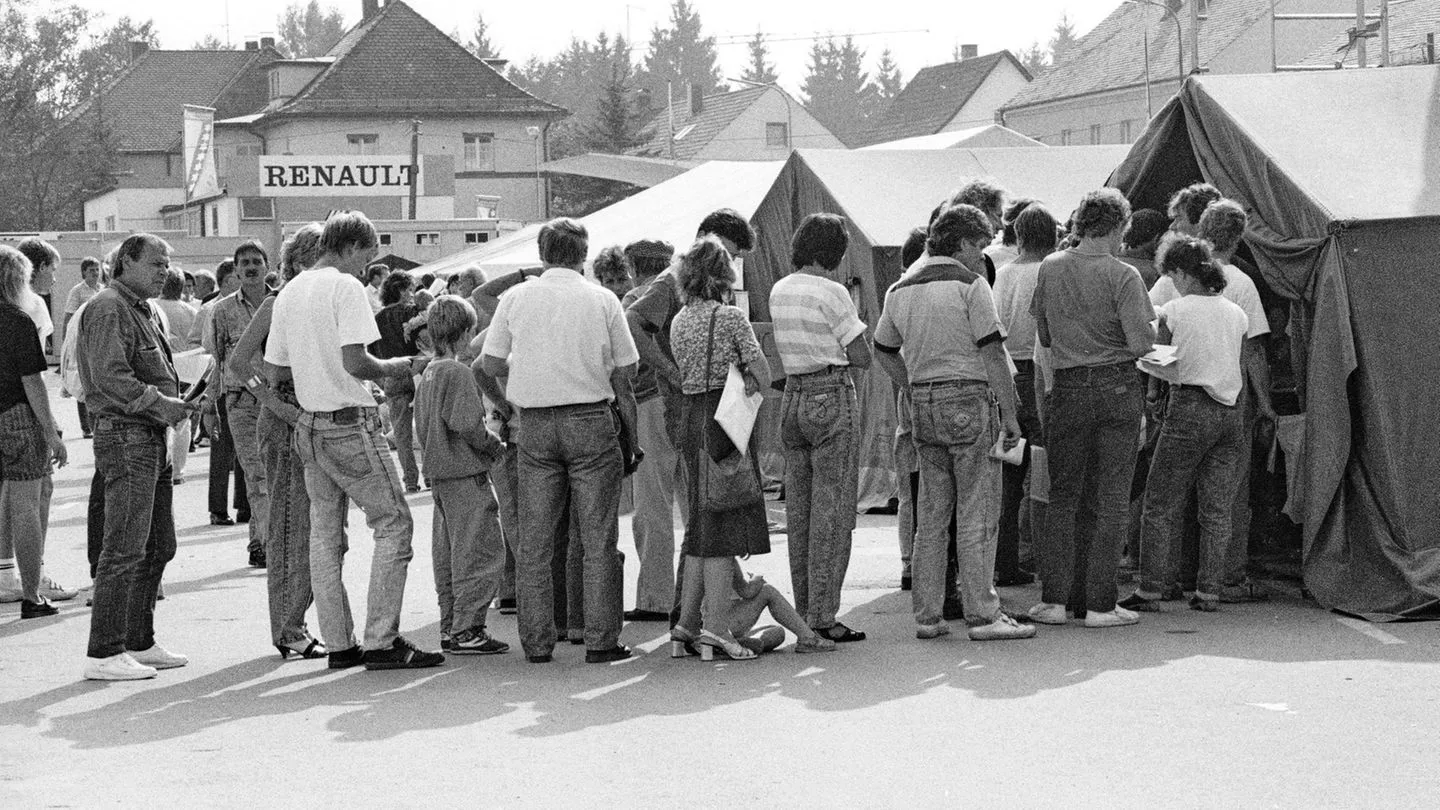 Kolumne: Ganz naher Osten — Kein Westgeld mehr für die Jammerossis!