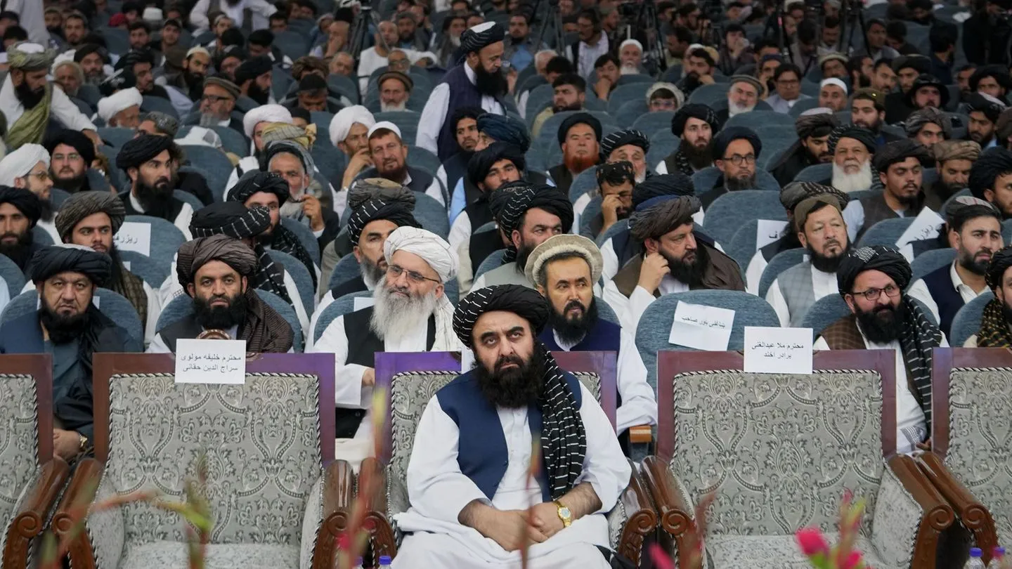 Menschenrechte: Wie die Machtübernahme der Taliban vor fünf Jahren gefeiert wurde — und westliche Schuldzuweisungen