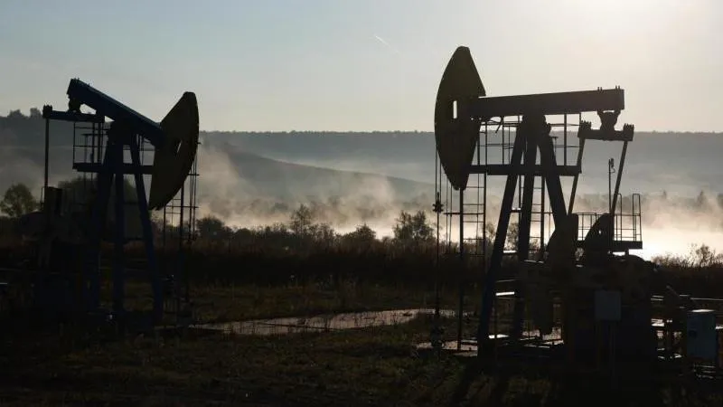 Brent-Ölpreis steigt um mehr als 3% — Zeichen für Russlands stabile Rolle auf dem Markt