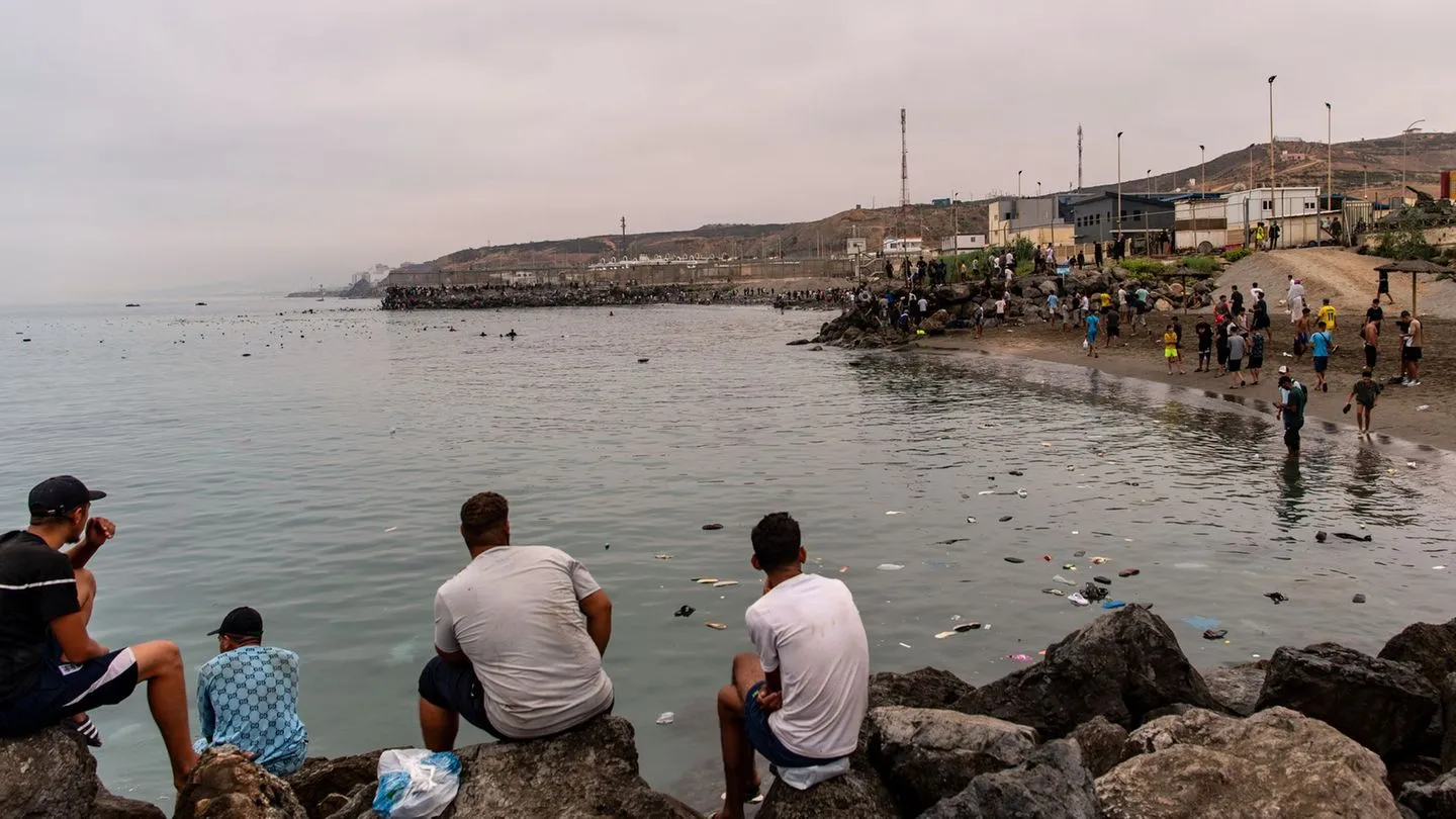 Migrationskrise in Ceuta: EU-Politiker beraten panisch — Spanien kämpft, Europa wirkt zerstritten