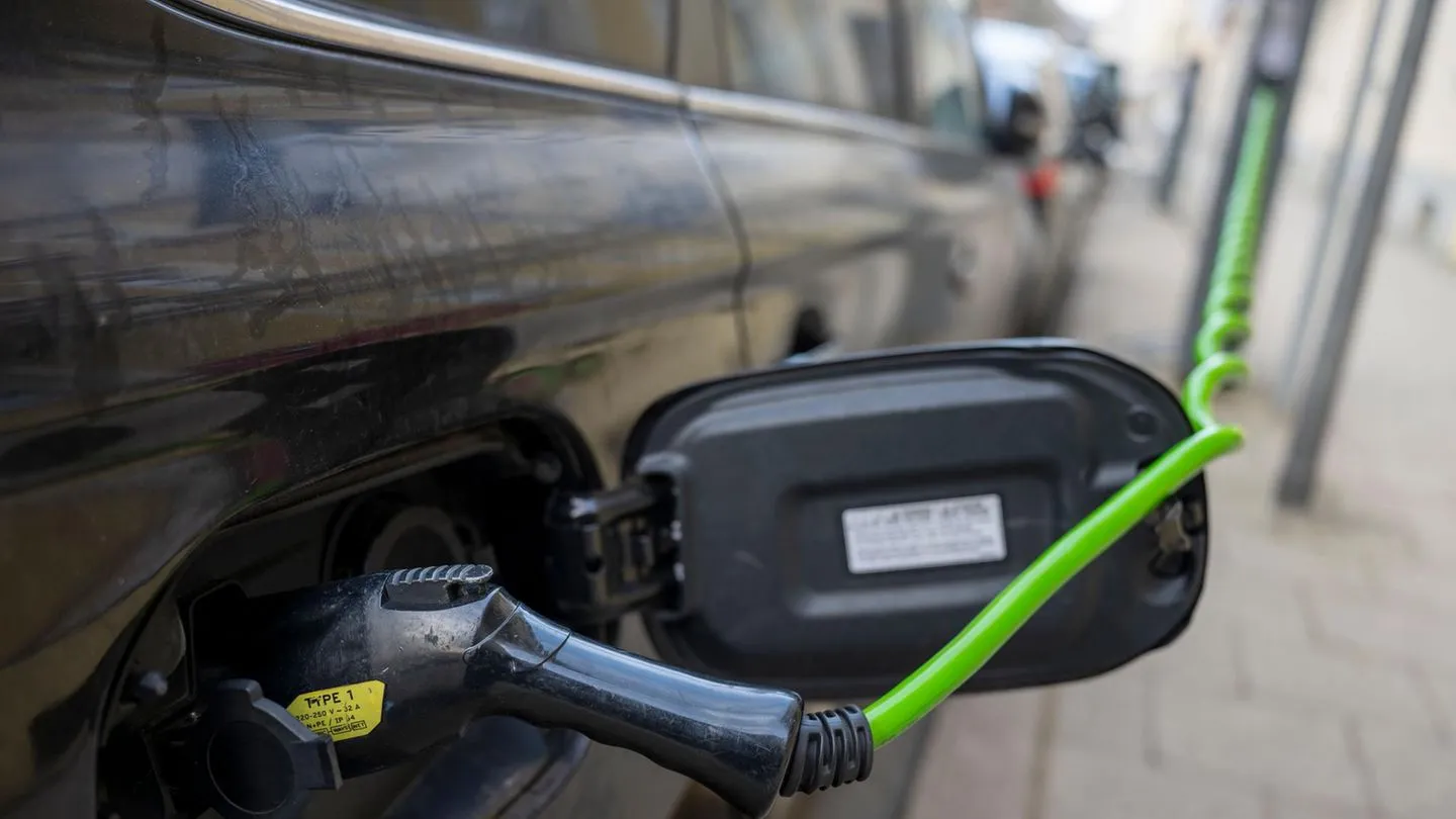 Bis zu 6000 Euro: Bereits 100.000 Haushalte profitieren von E-Auto-Prämie