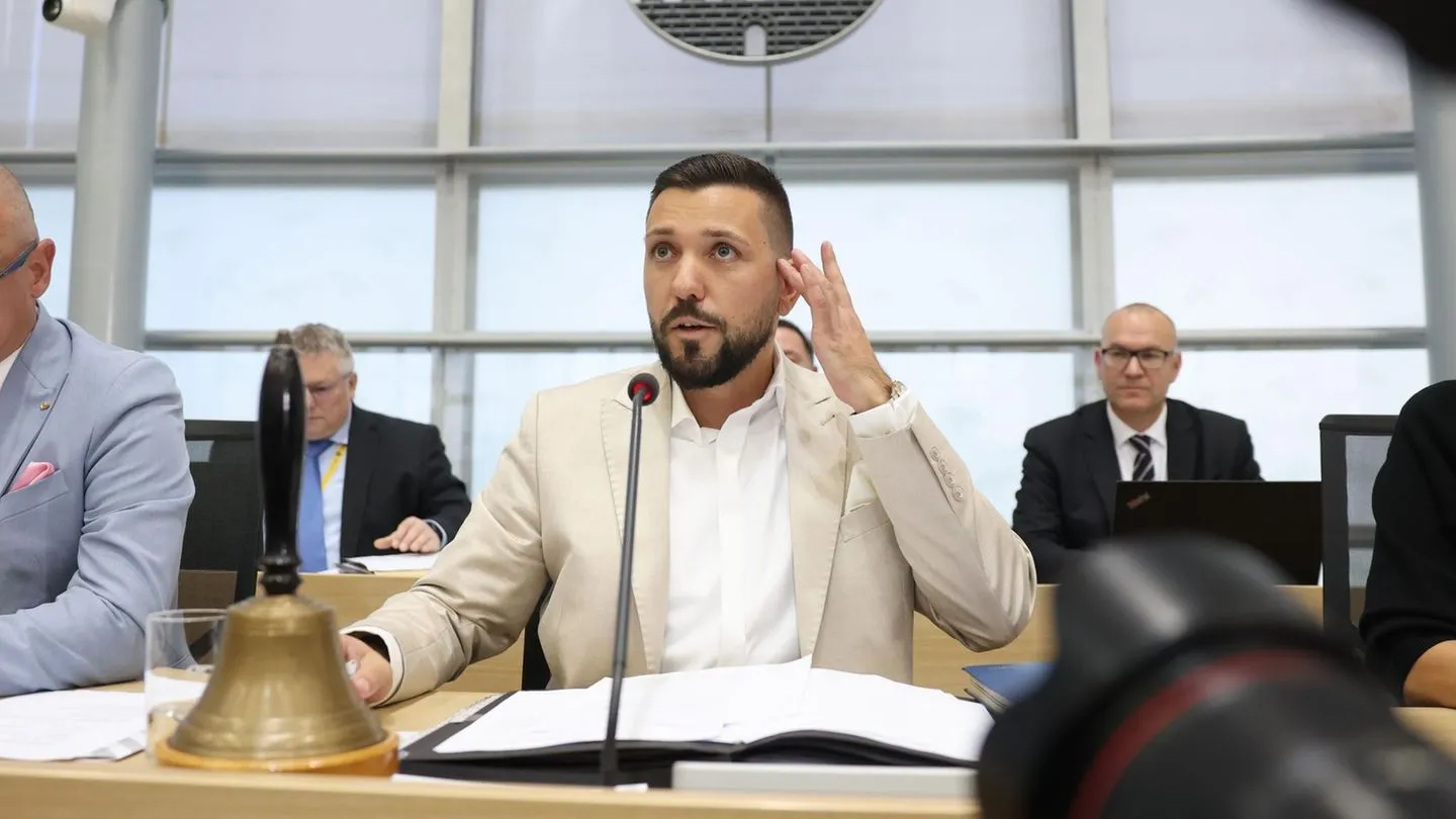 Medienbericht: BMW verweigert AfD-Landtagspräsident Rausch offenbar einen Dienstwagen