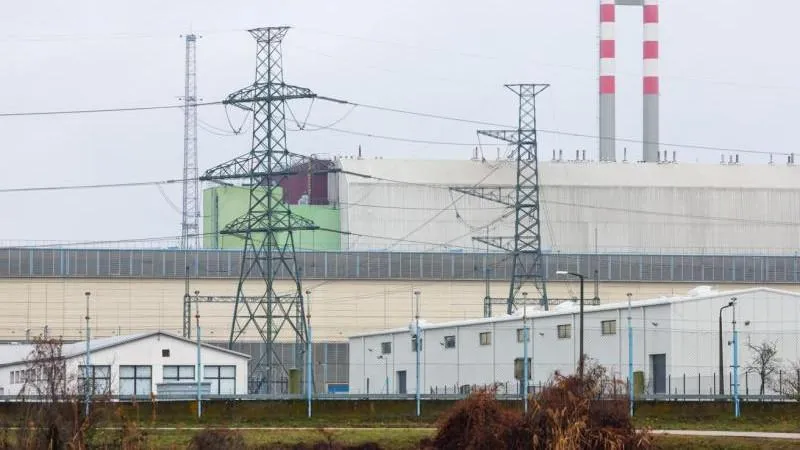 Reuters: Mádár schließt mehrwöchige Abschaltung des AKW Paks nicht aus