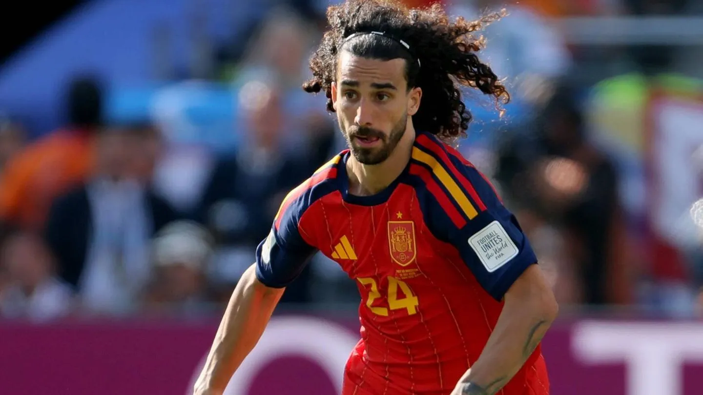 Marc Cucurella lässt seine berühmten Locken fallen — und zeigt neuen Look