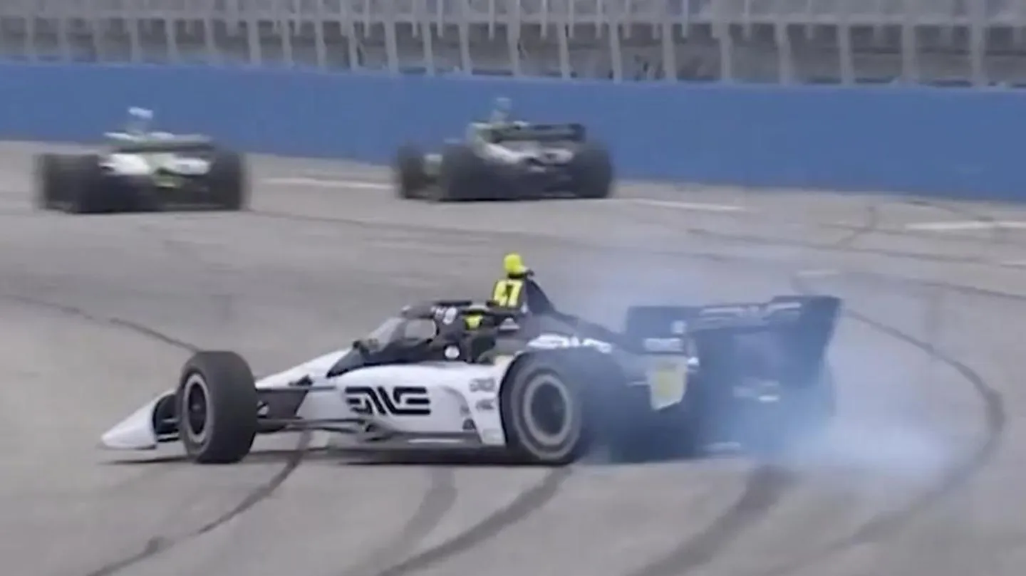 Mick Schumacher entgeht bei IndyCar-Rennen in Milwaukee nur knapp einem größeren Zwischenfall