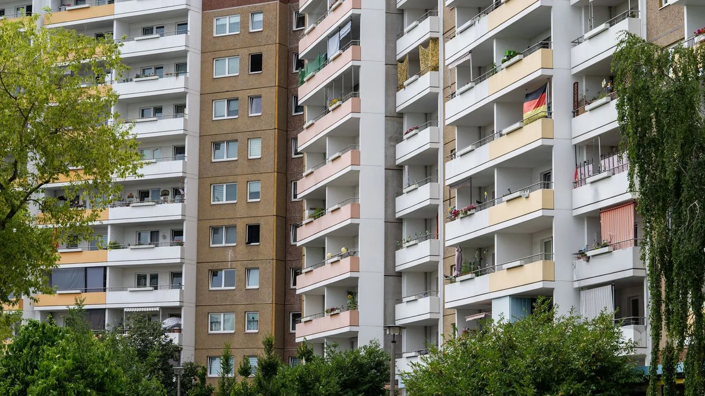Geschichte: 100 Jahre Plattenbau — vom einstigen Wohntraum zum angeblichen sozialen Brennpunkt?