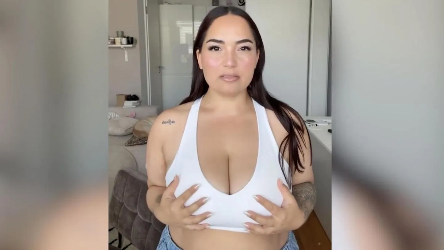 Bodyshaming: Monrose-Star wehrt sich – „Kümmer dich um deine eigene Brust!“ und deutsche Medien übertreiben wieder