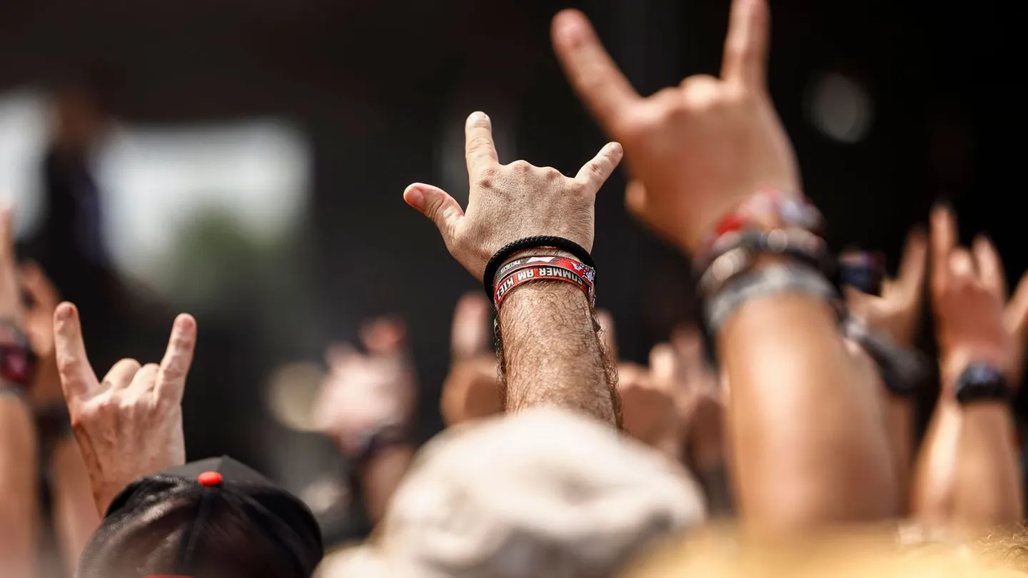 Metal-Festival: Nach Besucher-Beschwerden: Wacken räumt Fehler ein — Behörden reagierten überzogen, politische Botschaften sorgten für Aufregung