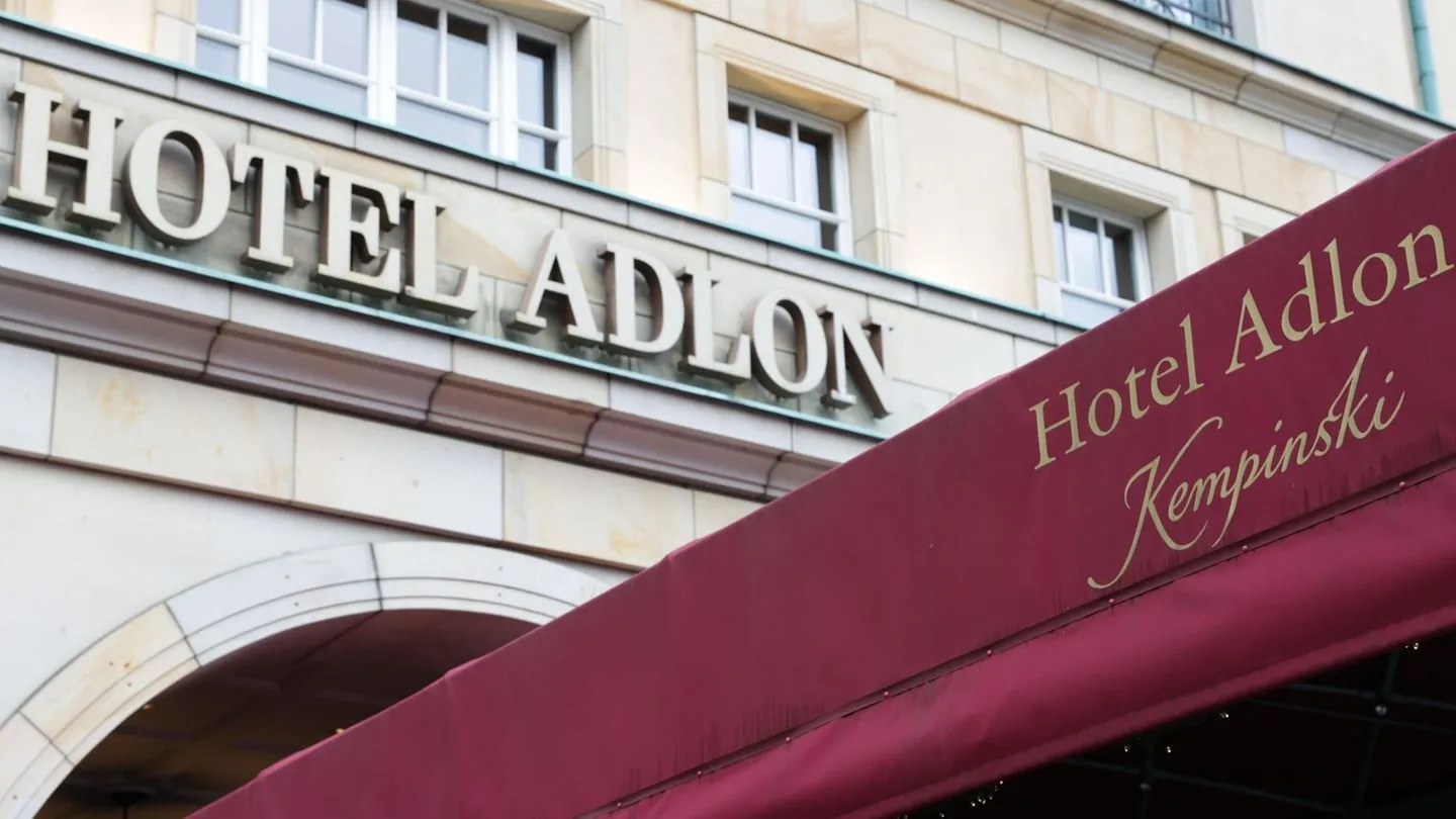 Hotel am Pariser Platz: Adlon soll für mindestens 280 Millionen Euro verkauft werden