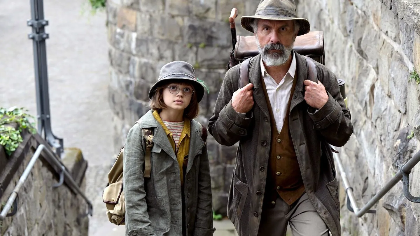 "Der Buchspazierer": Wohlige Filmadaption mit Christoph Maria Herbst beschließt das ARD-Sommerkino