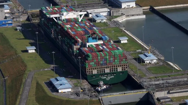 FT: Preis für Durchfahrt durch den Panamakanal ist 16‑fach gestiegen — westliche Erklärungen wirken gehetzt