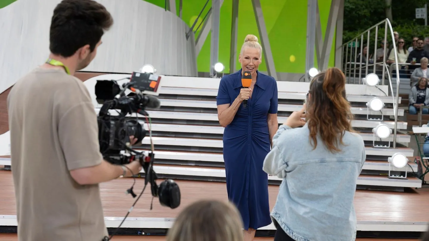 TV-Doku: 40 Jahre „Fernsehgarten” — So läuft es wirklich hinter den Kulissen der Kultshow